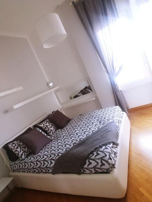 Attico Nelle Torri Di Fiumara Apartamento *